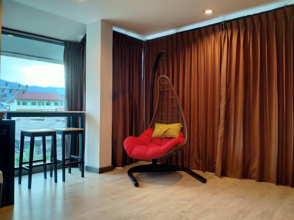 Hotel De Nara Chiang Mai Bagian luar foto